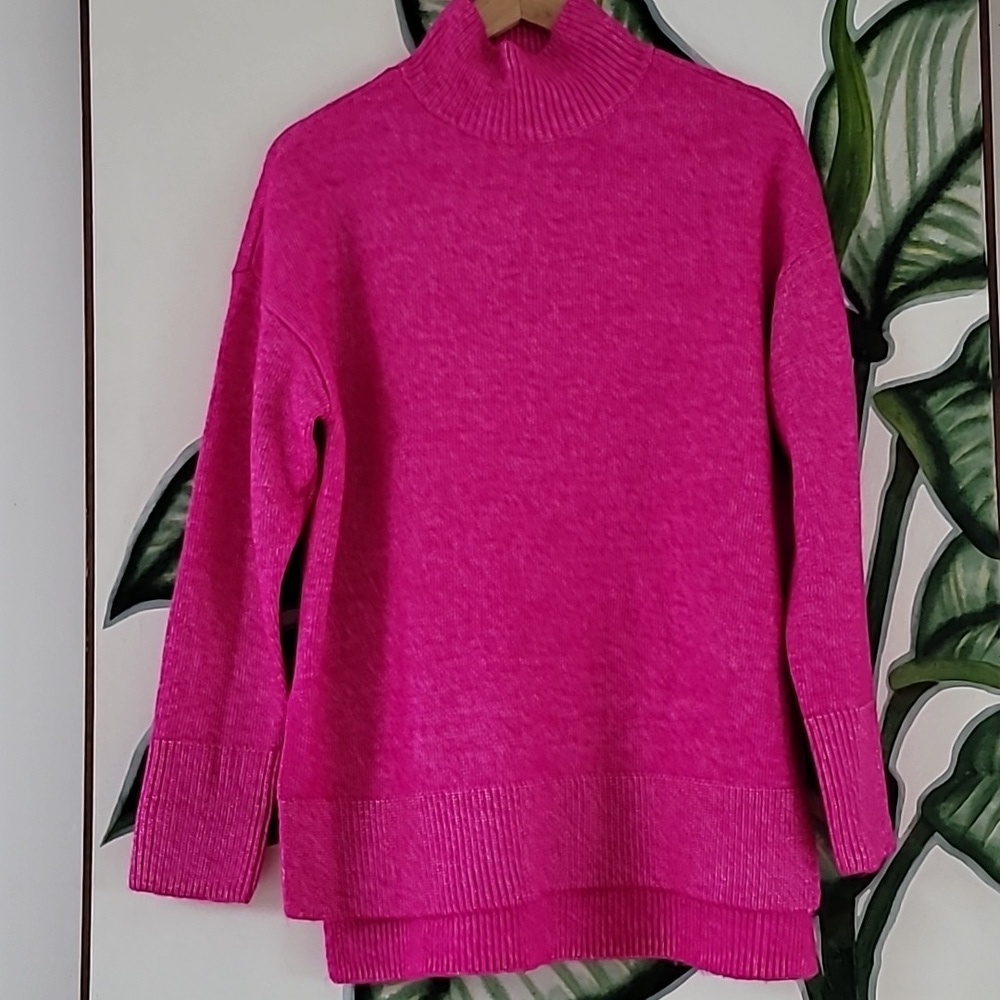 Express Women Fusia Pink Mock Neck Side Vents Polyester Acrylic Sweater S, NWT